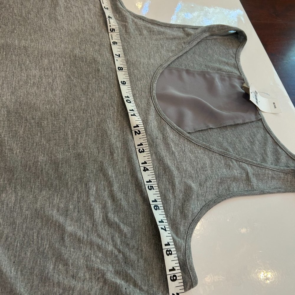 Banana Republic NWT Grey Tank Top - Picture 8 of 9